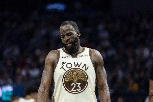 216226
